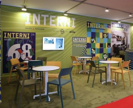 Стул пластиковый Trill Bistrot табак