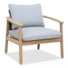 Лаунж-кресло деревянное с серыми подушками Tagliamento Freeport светлое дерево