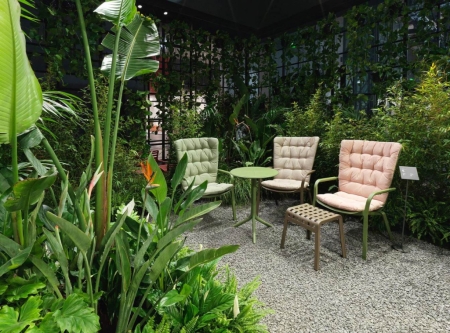 Стол пластиковый обеденный Spritz + Spritz Mini агава