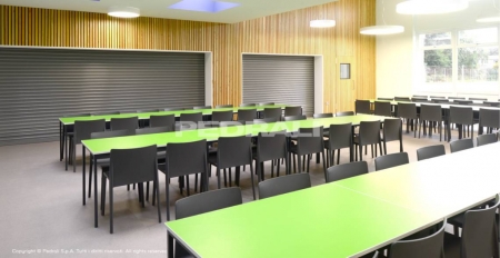 Стул пластиковый Volt черный