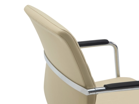 Кресло Amore C2412-1 бежевый Кресло Amore C2412-1 бежевый