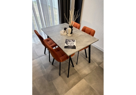 Стол деревянный Кортни 117 (157) x 77 бетон светлый, черный матовый