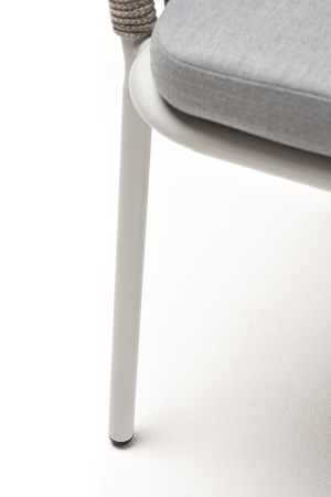 "Марсель" стул плетеный из роупа, каркас алюминий светло-серый (RAL7035) муар, роуп серый меланж круглый, ткань светло-серая