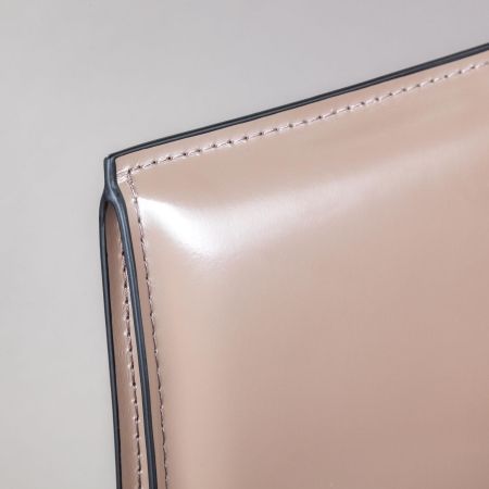 Стул с подлокотниками Barrie кожа капучино