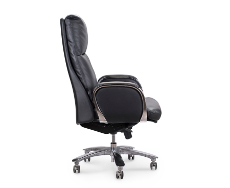 Компьютерное кресло Сенат черный