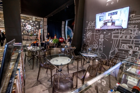 Стул прозрачный Vanity дымчатый