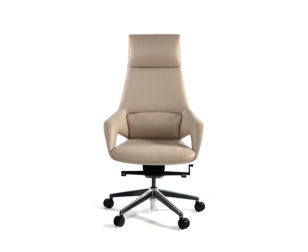 Кресло офисное Шопен бежевая кожа алюминий крестовина
