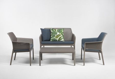 Столик пластиковый журнальный Net Table 100 бежевый